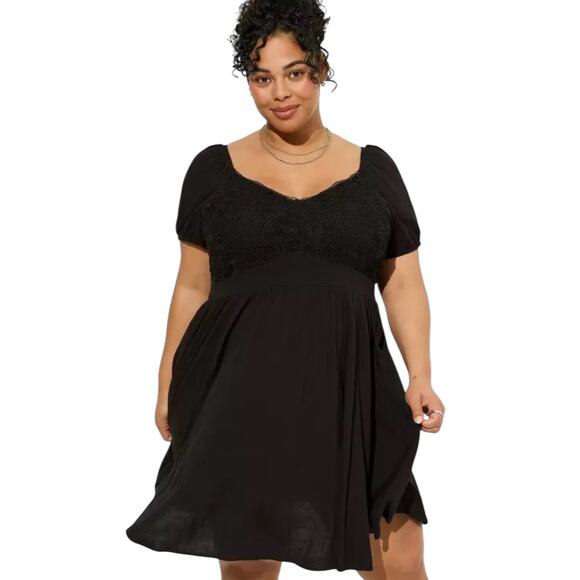 TORRID Dress Womens Size 2X Mini Rayon Slub Balloon Sleeve Lace Inset Deep Black - Picture 1 of 12